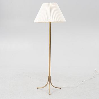 Josef Frank, golvlampa, modell G 2326, Firma Svenskt Tenn.