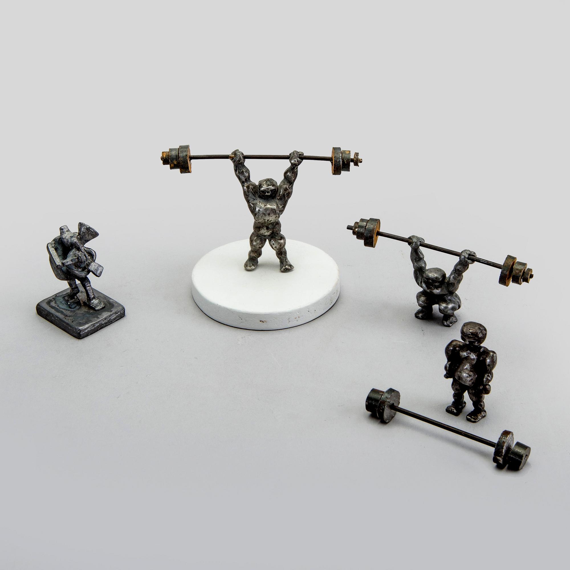 Yngve Lundell, skulpturer 4 st signerade.