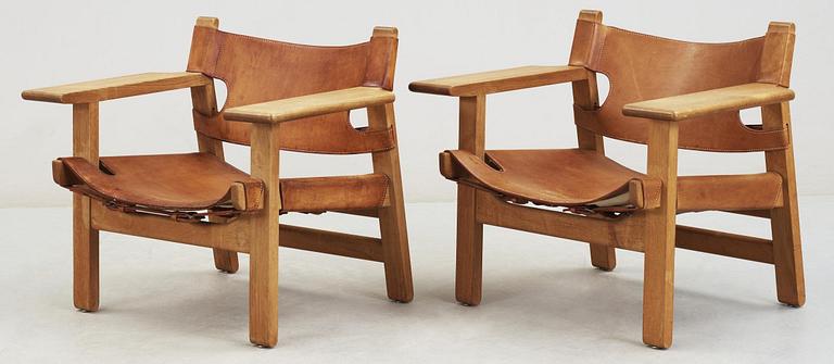 A pair of Børge Mogensen oak and leather 'Spanish Chair' by Fredericia Stolefabrik, Denmark.