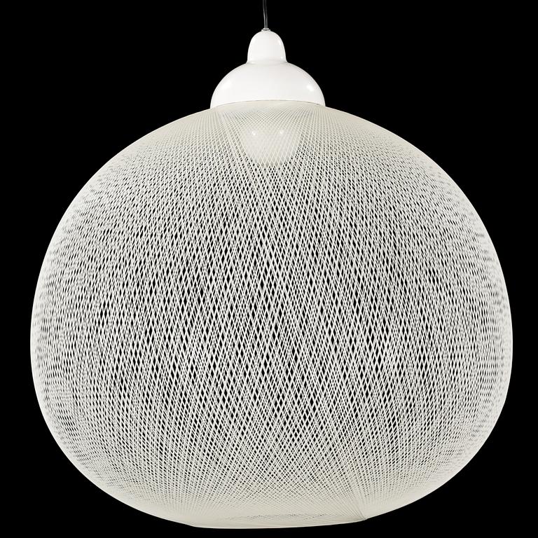 A celing lamp by Bertjan Pot for Moooi, model "Non Random".