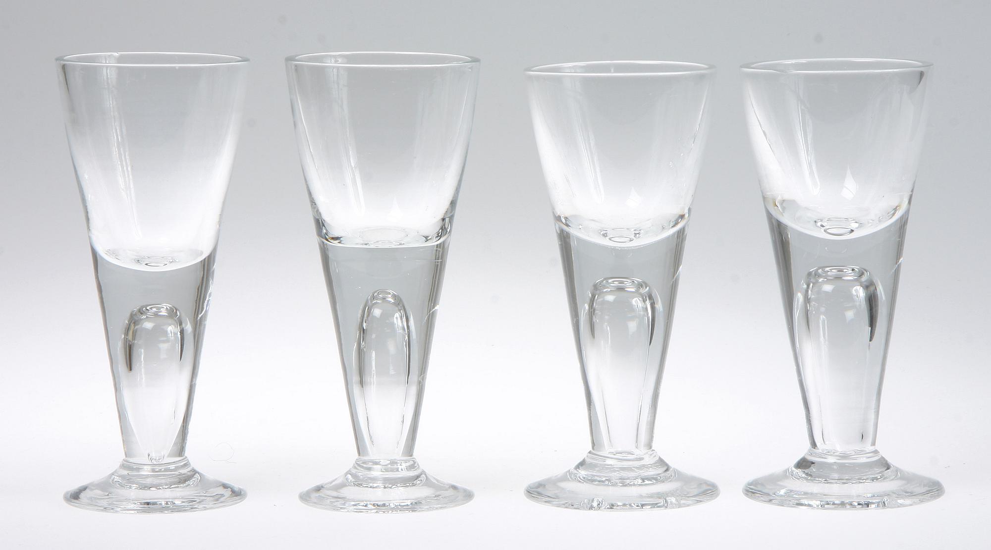 SPETSGLAS, 8 st, 1900-talets mitt.