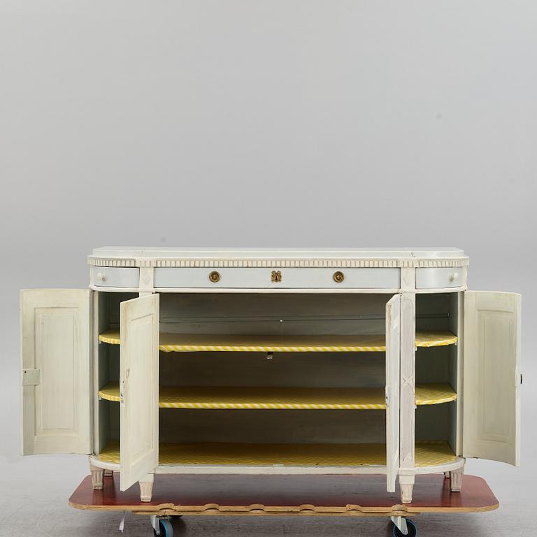 Skänk, av Stockholmskvalitet, 1700-talets slut, Sengustaviansk.