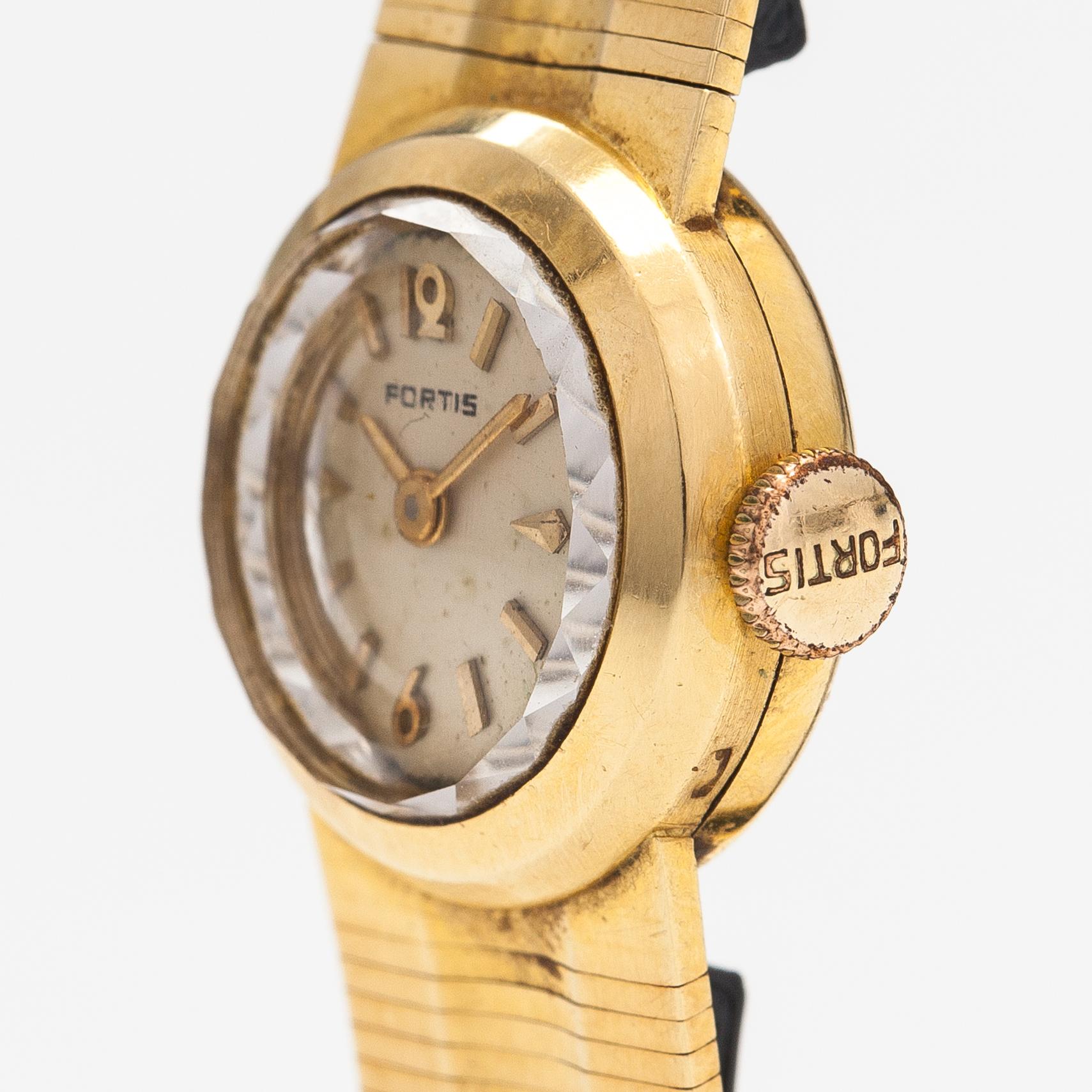 Fortis, wristwatch, 17 mm.