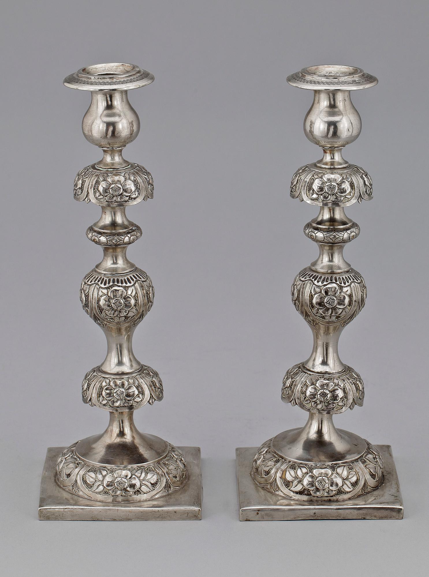 LJUSSTAKAR, ett par, silver, J A Goldman, Warszawa 1872.