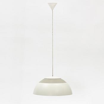 Arne Jacobsen, taklampa, "AJ Royal Pendel", Louis Poulsen, Danmark.