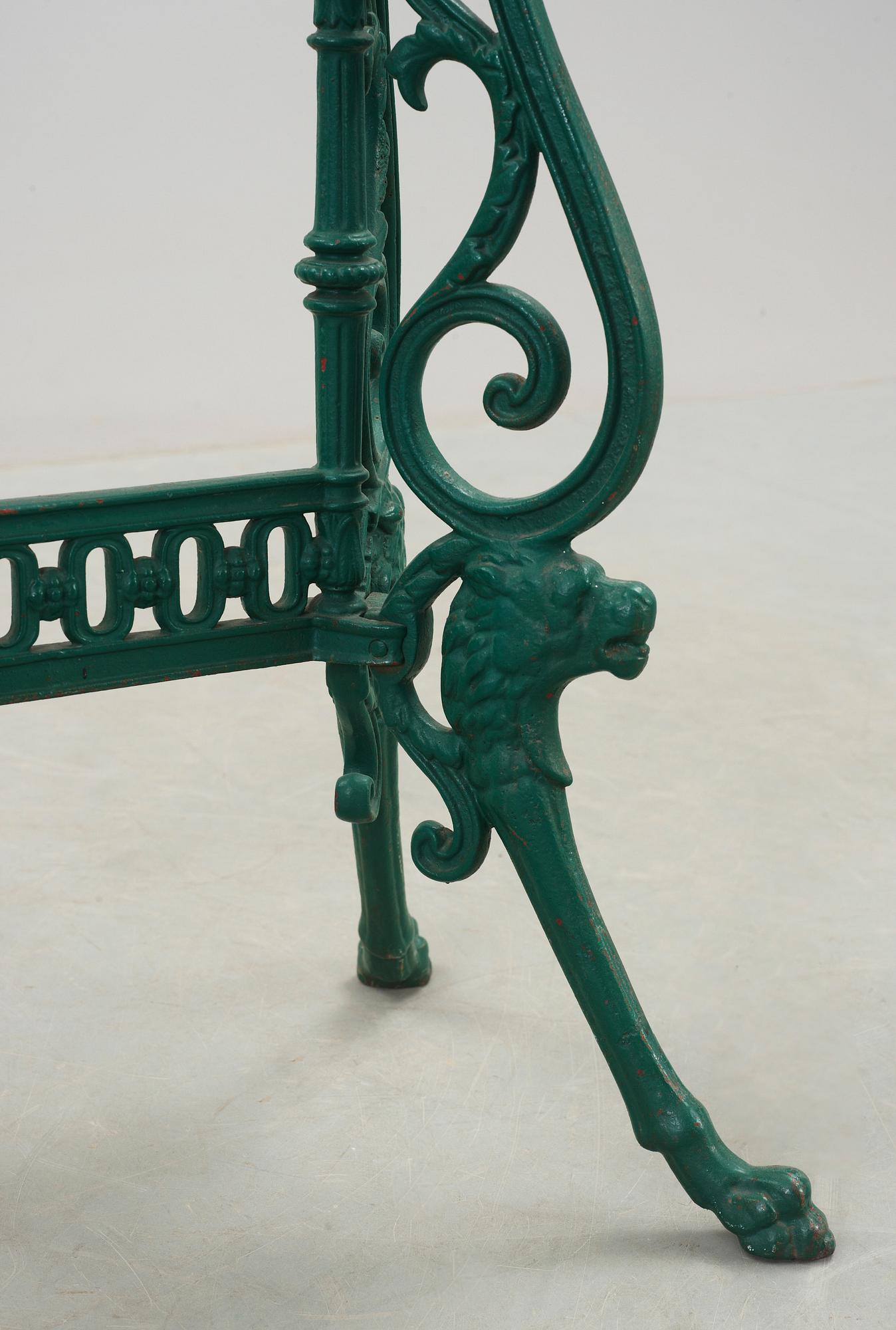 TRÄDGÅRDSBORD, gjutjärn, sekelskiftet 1800/1900.