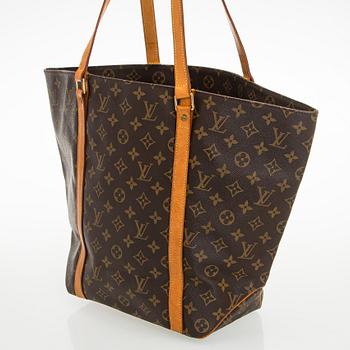 Louis Vuitton, a Monogram Canvas 'Sac Shopping' bag.