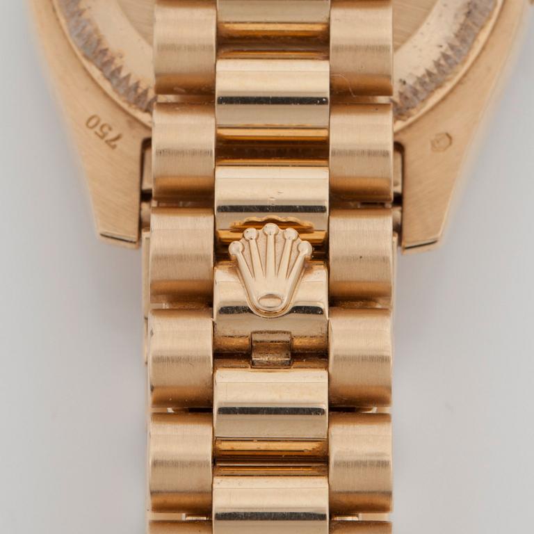 ARMBANDSUR, Rolex Datejust, 18K guld, automatisk. Total vikt inkl ur ca 107 g.