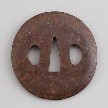 TSUBA, järn, mitten Edo, (Edo 1603-1868).