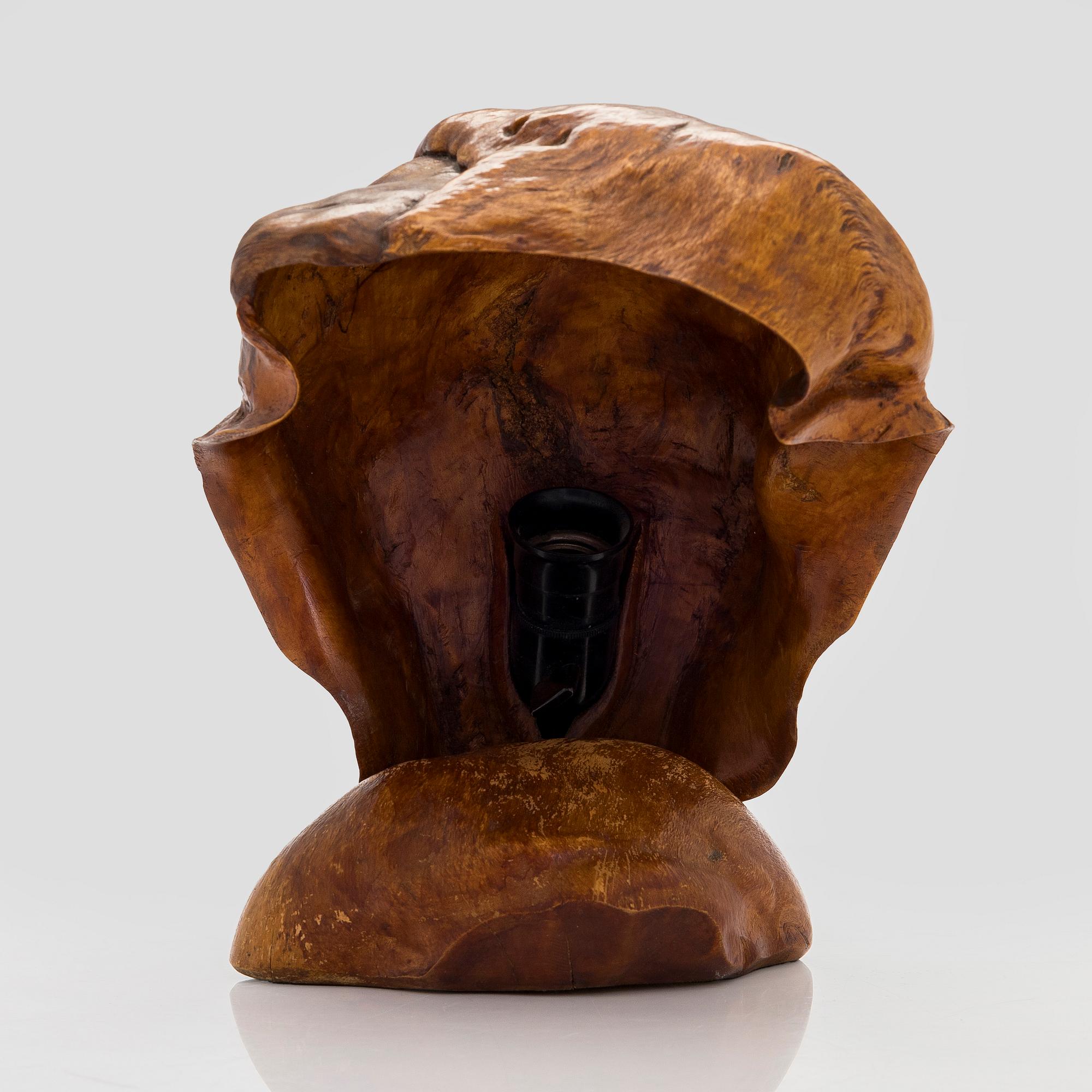 A mid-20th century table lamp.