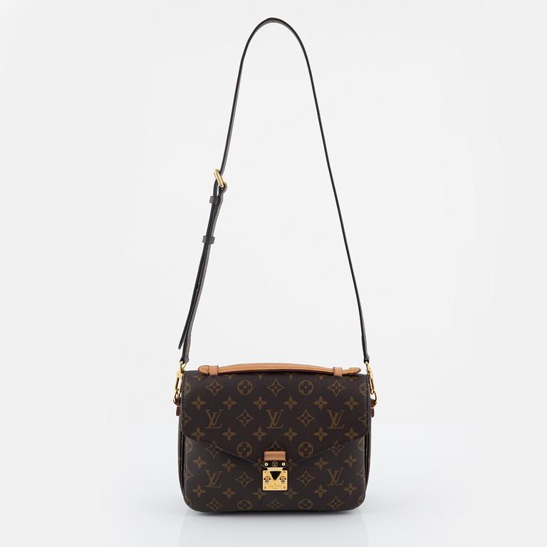 Louis Vuitton, a 'Pochette Metis' monogram canvas handbag, 2020.