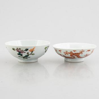 Two Chinese family rose porcelain bowls, Qing dynasty, 19th century.