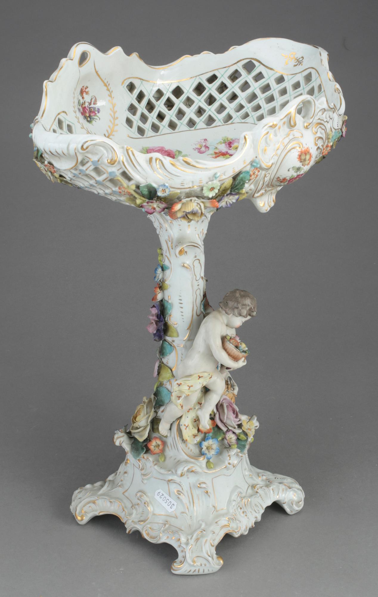 UPPSATSSKÅL, porslin, Wien, 1800-talets andra hälft.