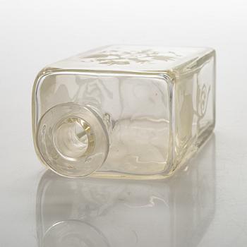 An Imperial glass carafe, early 20th century.