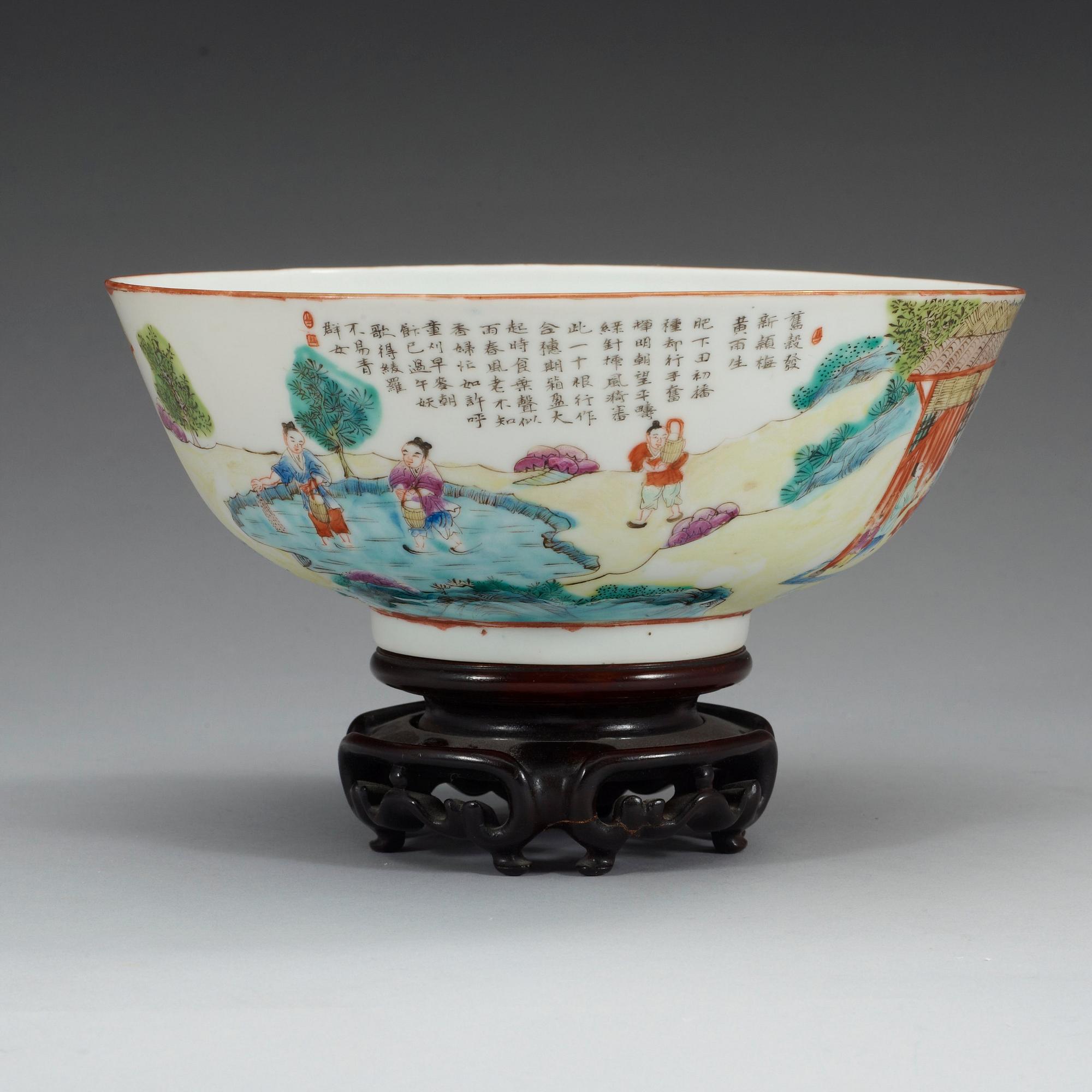 A large famille rose bowl, late Qing dynasty/early 20th Century, with Daoguang seal mark.