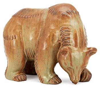 307. A Gunnar Nylund stoneware figure of a bear, Rörstrand.
