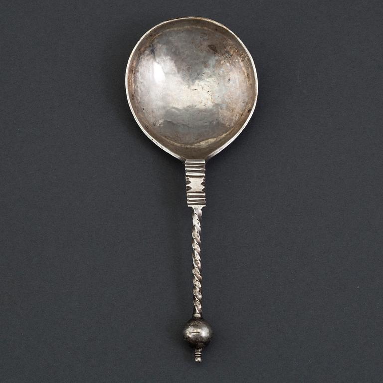 A Norwegian 17th century silver spoon, mark of Oluf Jorgensen (Bergen 1650-1700).