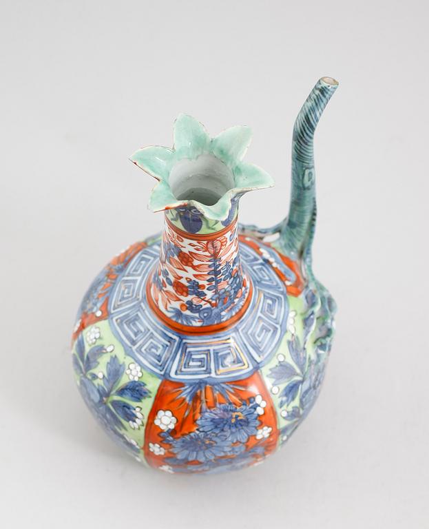 VINKANNA, porslin, Qing dynastin, Kangxi (1662-1722).