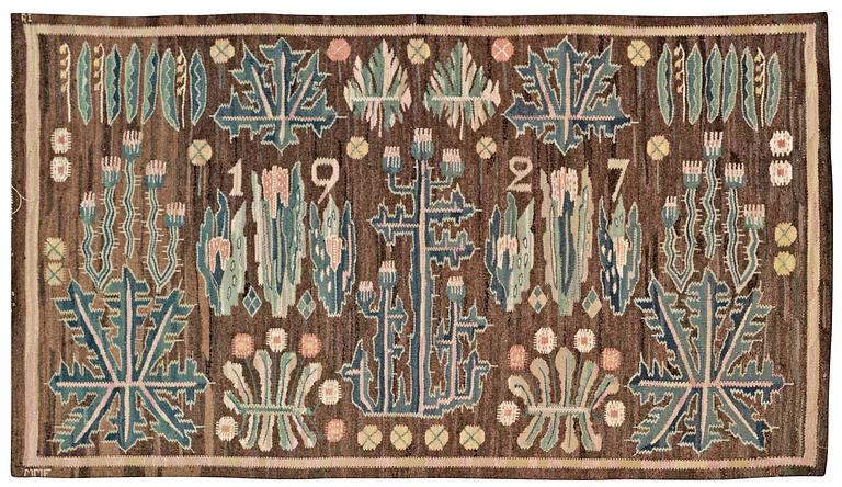 TAPESTRY. "Tistlar och tulpaner".  Gobelängteknik (tapestry weave). 70 x 120 cm. Signed MMF (Märta Måås-Fjetterström).