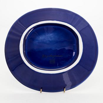 Birger Kaipiainen, a decorative ceramic dish, marked Birger Kaipiainen, Arabia Finland.