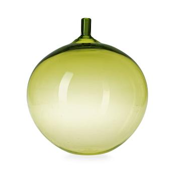 265. An Ingeborg Lundin green glass vase, Orrefors.