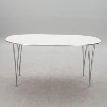 MATBORD, "Superellips" design av Piet Hein och Bruno Mathsson för Fritz Hansen, Danmark.