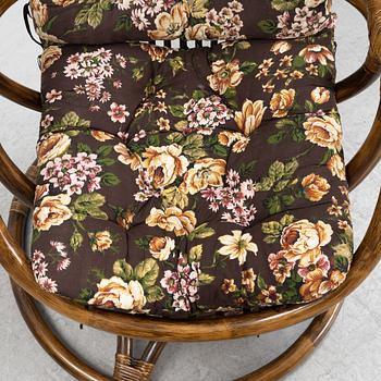 Fåtöljer med fotpallar, ett par, 1900-talets senare del.