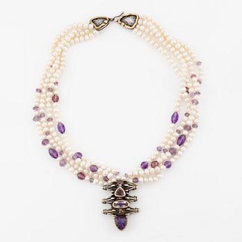 Eileen Coyne, necklace, silver with cultured pearls and amethysts.