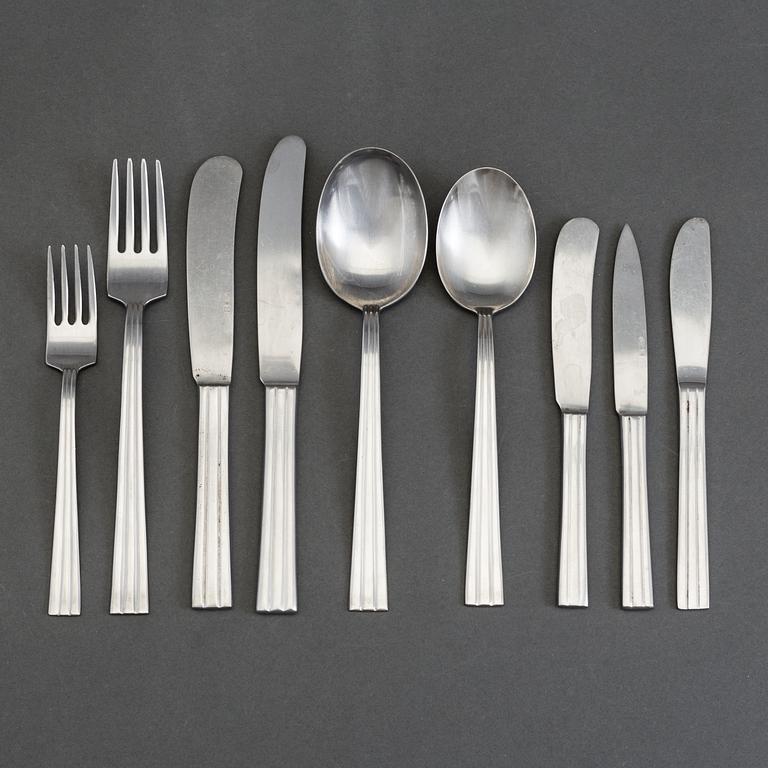 A set of 100 pieces stainless steel flatware "Thebe" design Folke Arström for Gense, Sweden 1950-60.