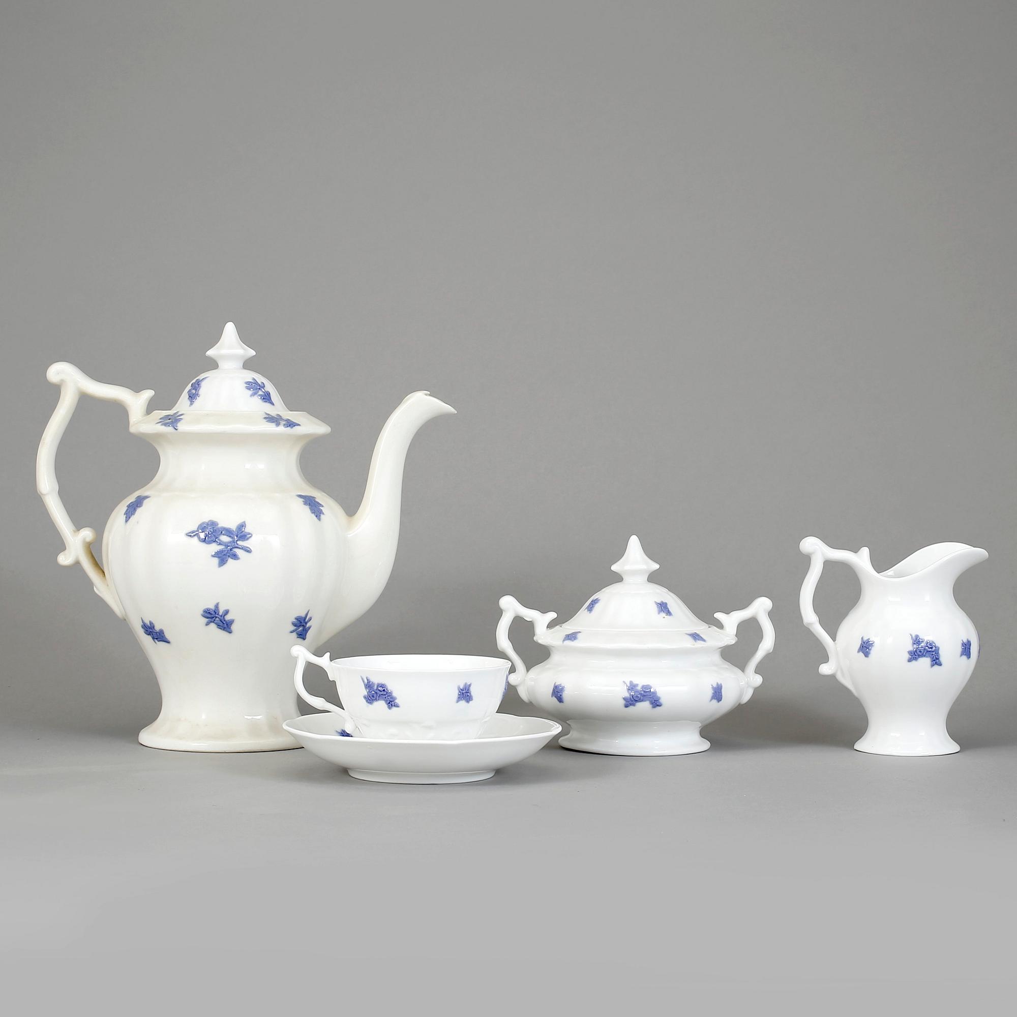 TESERVIS, 15 delar, porslin, "Blå blom" Old Gustavsberg, 1800-tals slut.