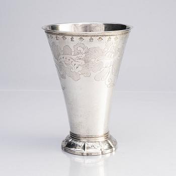 A Swedish Rococo 18th century silver beaker, mark of Nils Ljungberg, Örebro 1761.