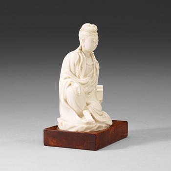 GUANYIN, blanc de chine. Qing dynastin (1644-1912).
