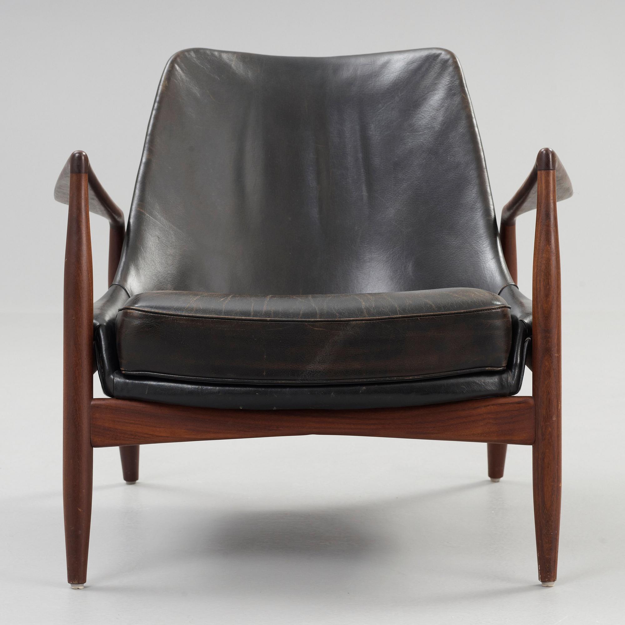 IB KOFOD LARSEN, fåtölj, "Sälen", Olof Persson, Jönköping 1950-60-tal.