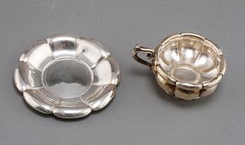 MOCCAKOPPSHÅLLARE, 12 st, silver, 1900-talets första hälft, vikt 1596 g.