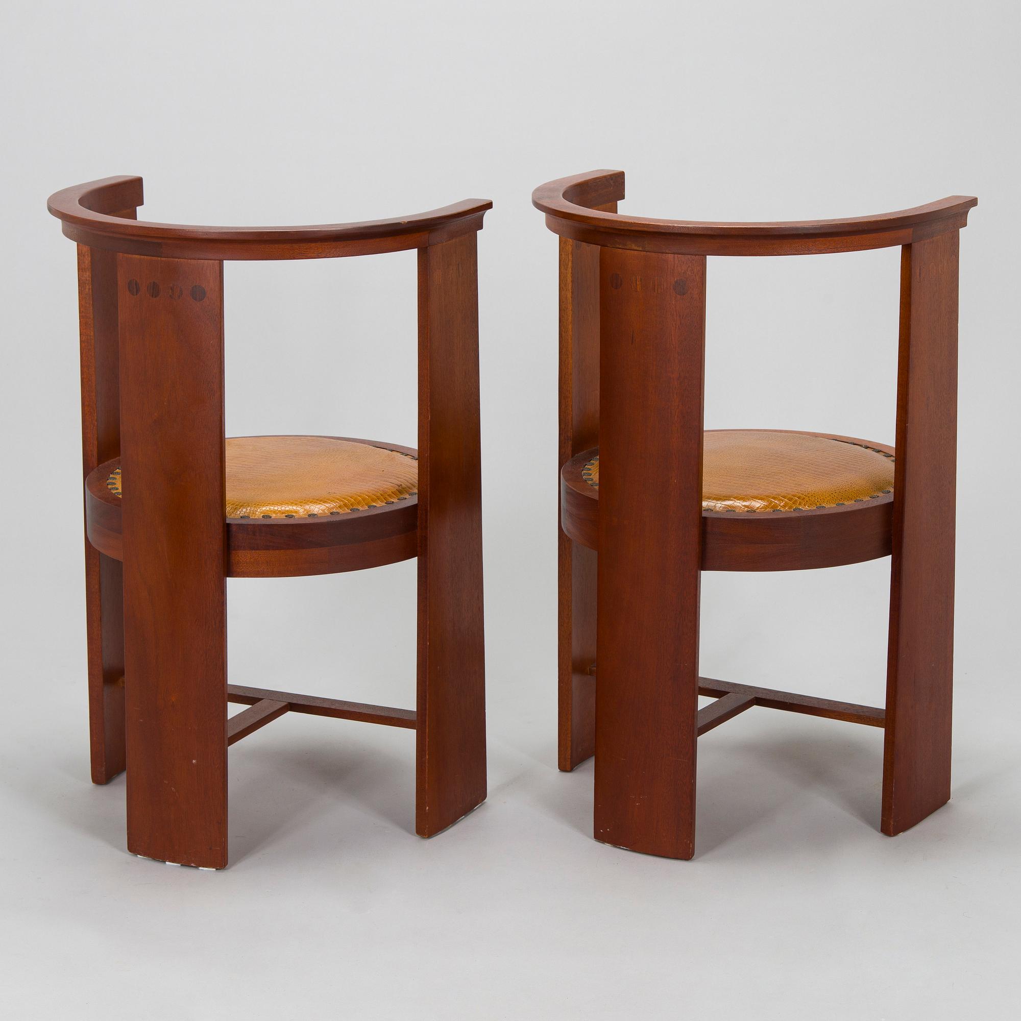 Eliel Saarinen, karmstolar, ett par, "Hannes", Adelta Oy, Finland.