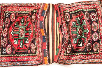 Sadelväska, semiantik Khorjin, Lori Bakthiari, 148 x 73 cm.