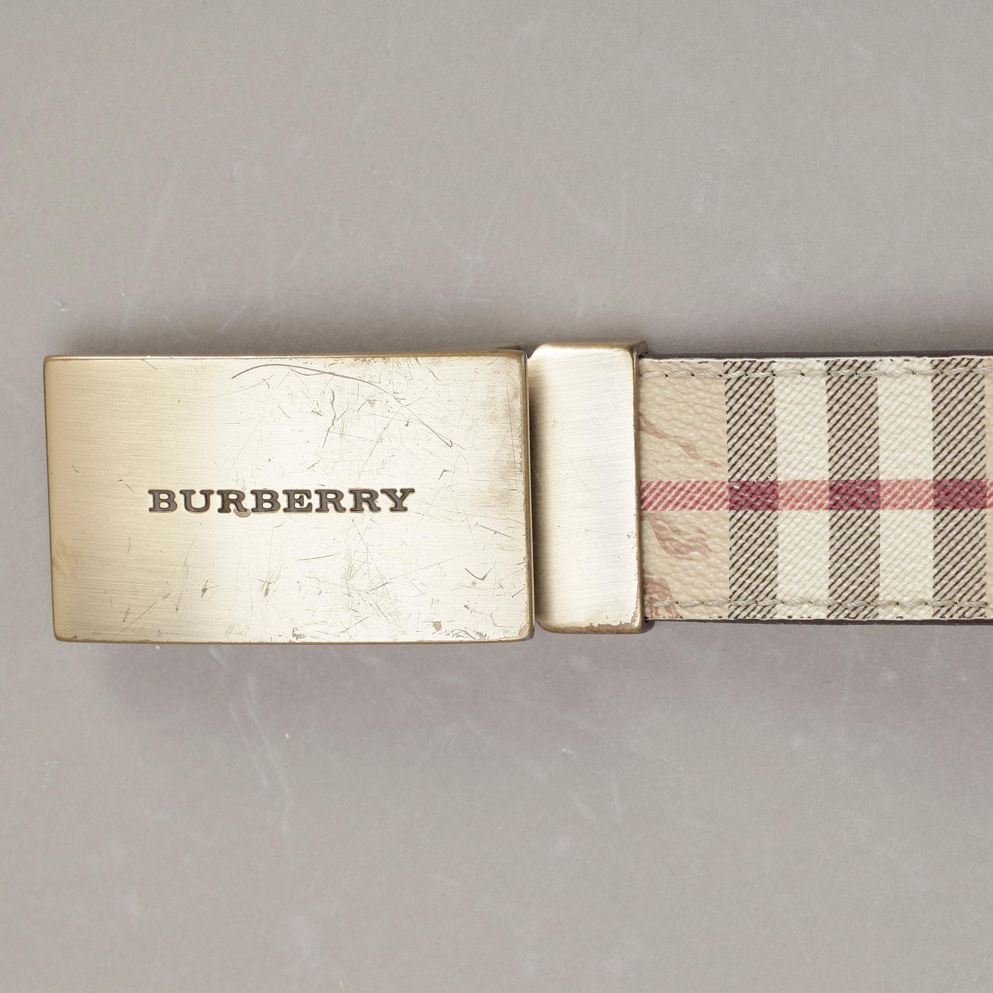 SLIPS samt SKÄRP, Burberry.