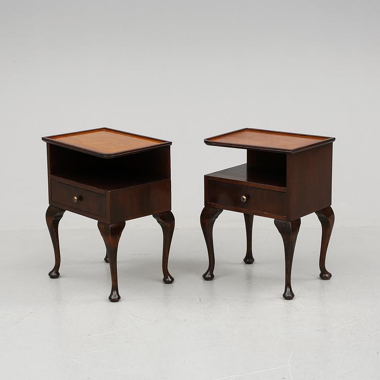 SÄNGBORD, ett par. 1930-/40-tal.