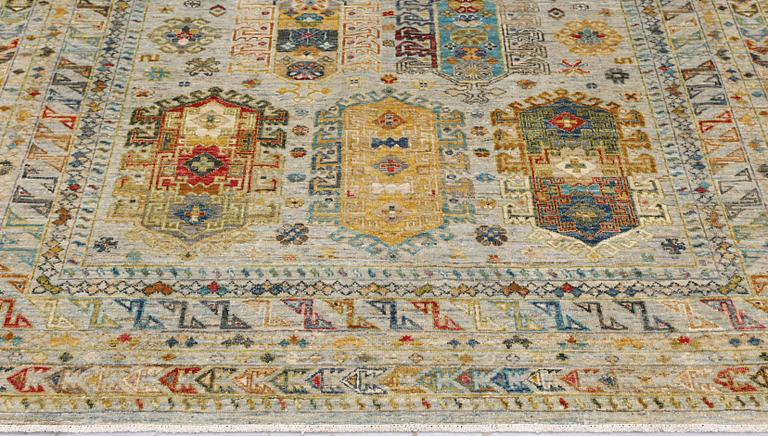 A Ziegler Design carpet, 230 x 170 cm.