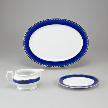 SIGVARD BERNADOTTE, servis, 45 delar, porslin. "Christineholm", Fyrklövern.