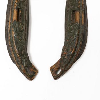 Lokor, ett par, Allmoge, Hälsingland, 1700- / tidigt 1800-tal.