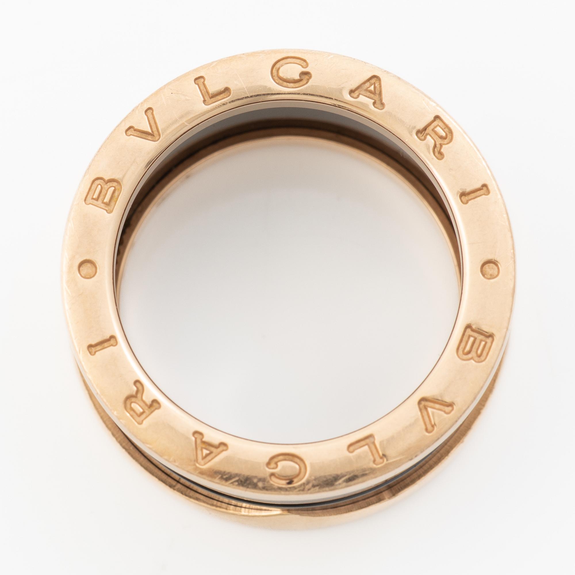 Ring, Bulgari, “B.Zero1”, 18K gold and ceramic.