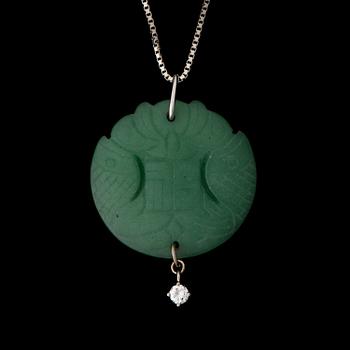 A PENDANT, jade, brilliant cut diamond, 14K white gold.