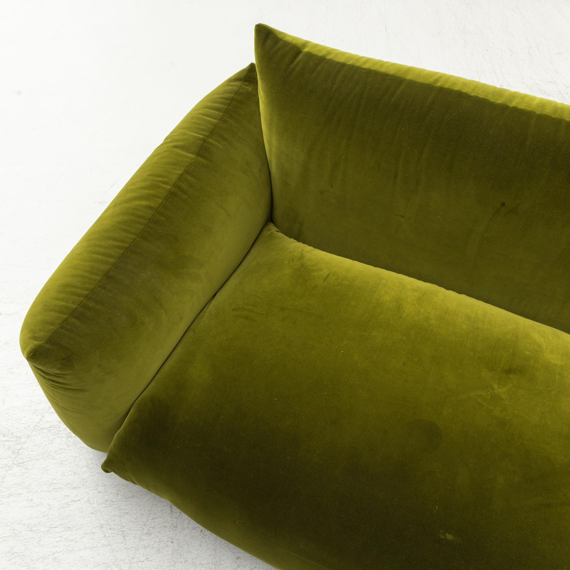 Mario Marenco, a "Marenco", sofa, Arflex.
