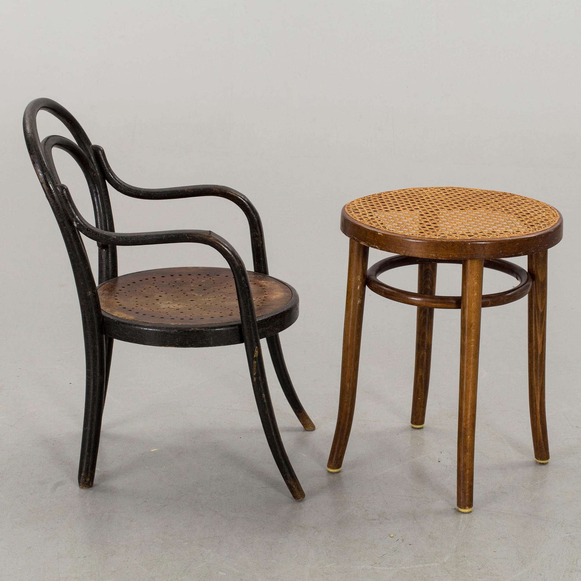 BARNKARMSTOL samt PALL 1900-talets första hälft.