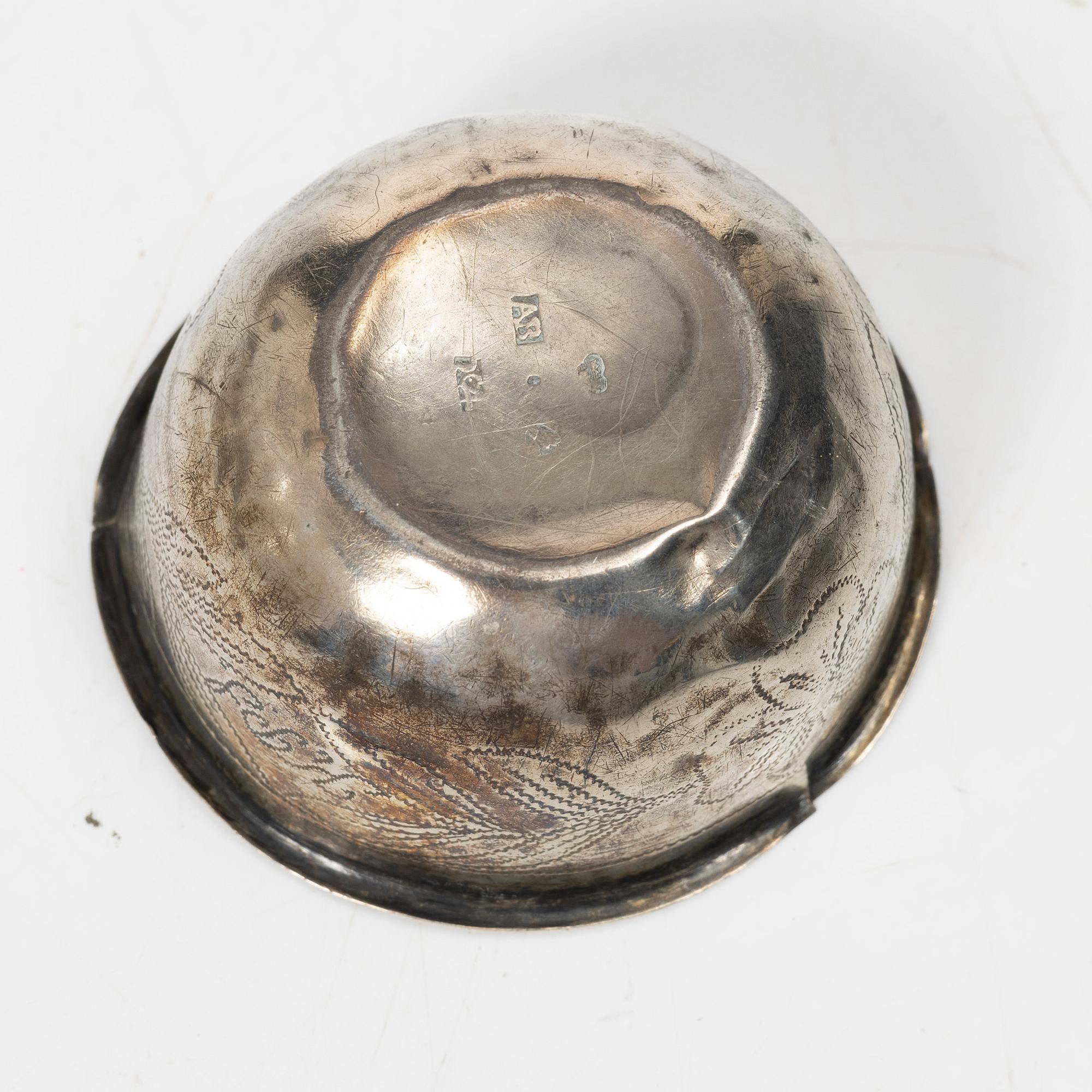 Two Swedish silver cups and four tumblers, 18th-19th century.