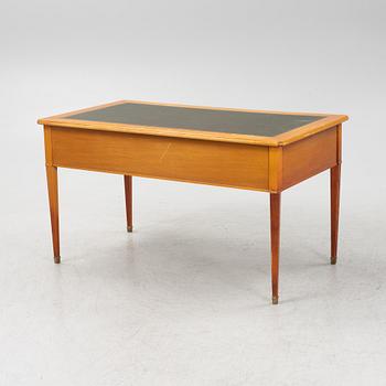 A Georgian style desk, 1960's/70's.