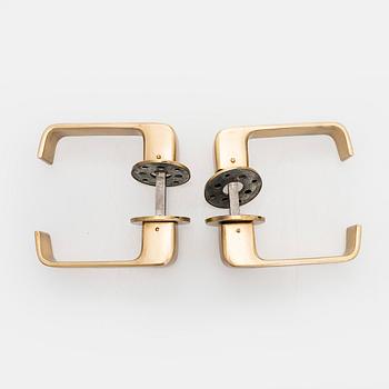 Timo Sarpaneva, dörrhandtag, 8 par, "Lasta" för Primo Oy. Formgiven 1964.