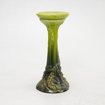 Piedestal, jugend, Bretby Art Pottery, England, omkring år 1900.