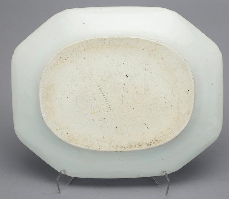 STEKFAT, porslin, Kina, Jiaqing, 1800-tal.